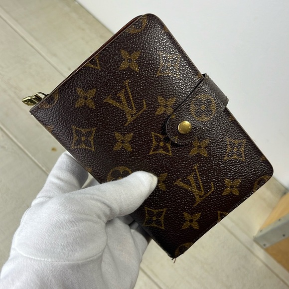Louis Vuitton Handbags - LOUIS VUITTON Monogram Canvas Porte-Papier Zip Wallet